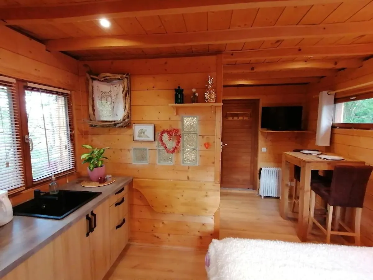 Cabane En Foret Etercy 0*,  Francja